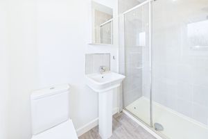 En-suite - click for photo gallery